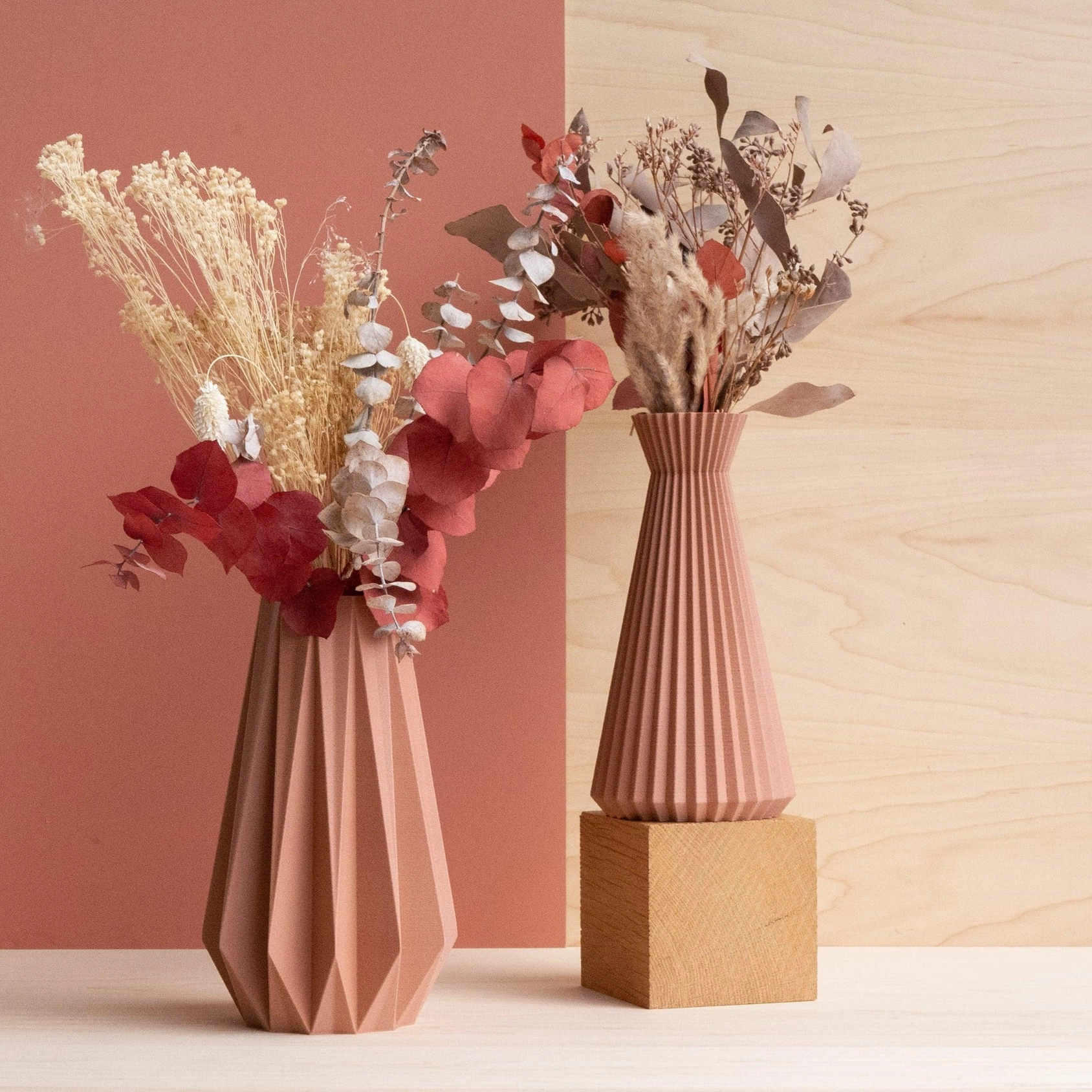 Minimum Design ausgefallene Deko-Vase ISHI in verschiedenen Farben und Größen