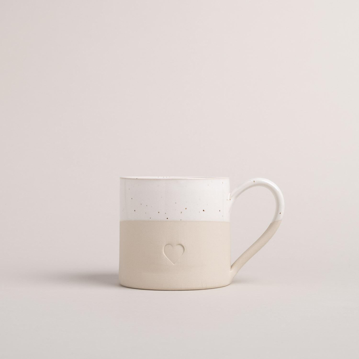 Eulenschnitt Teetasse mit HERZ, beige, Steingut aus Portugal