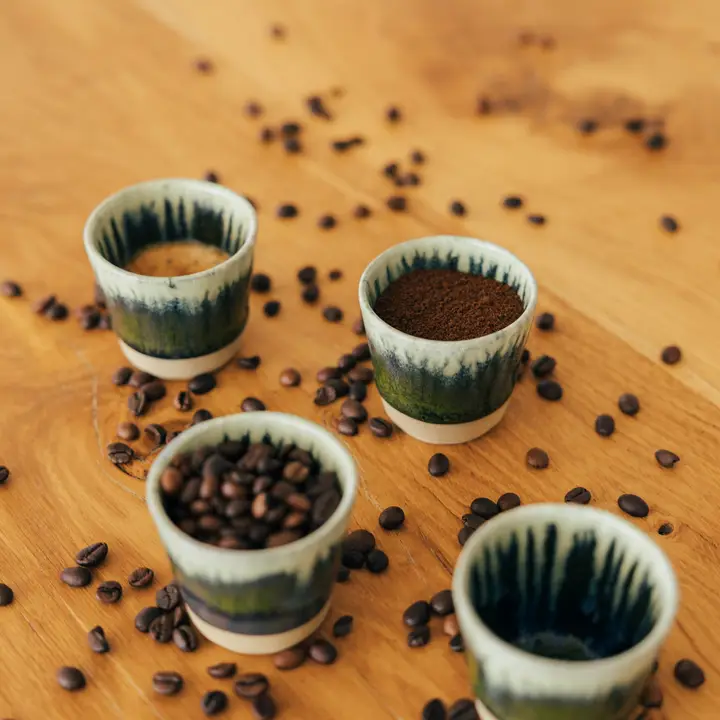 Grain by Grain Espressotasse Serie Azeitona aus Steingut, teilglasiert