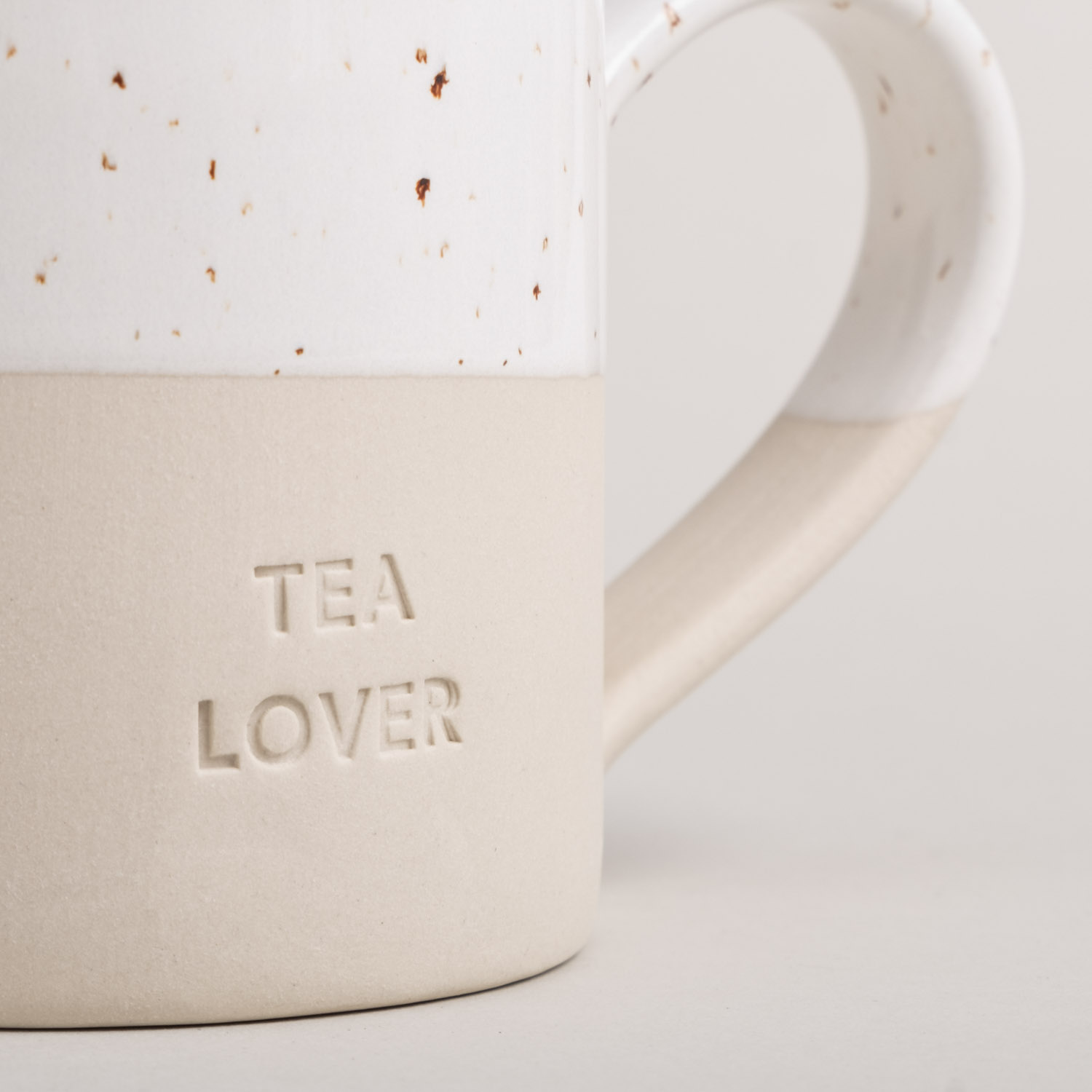 Eulenschnitt große, schöne Teetasse TEA LOVER, Steingut in beige