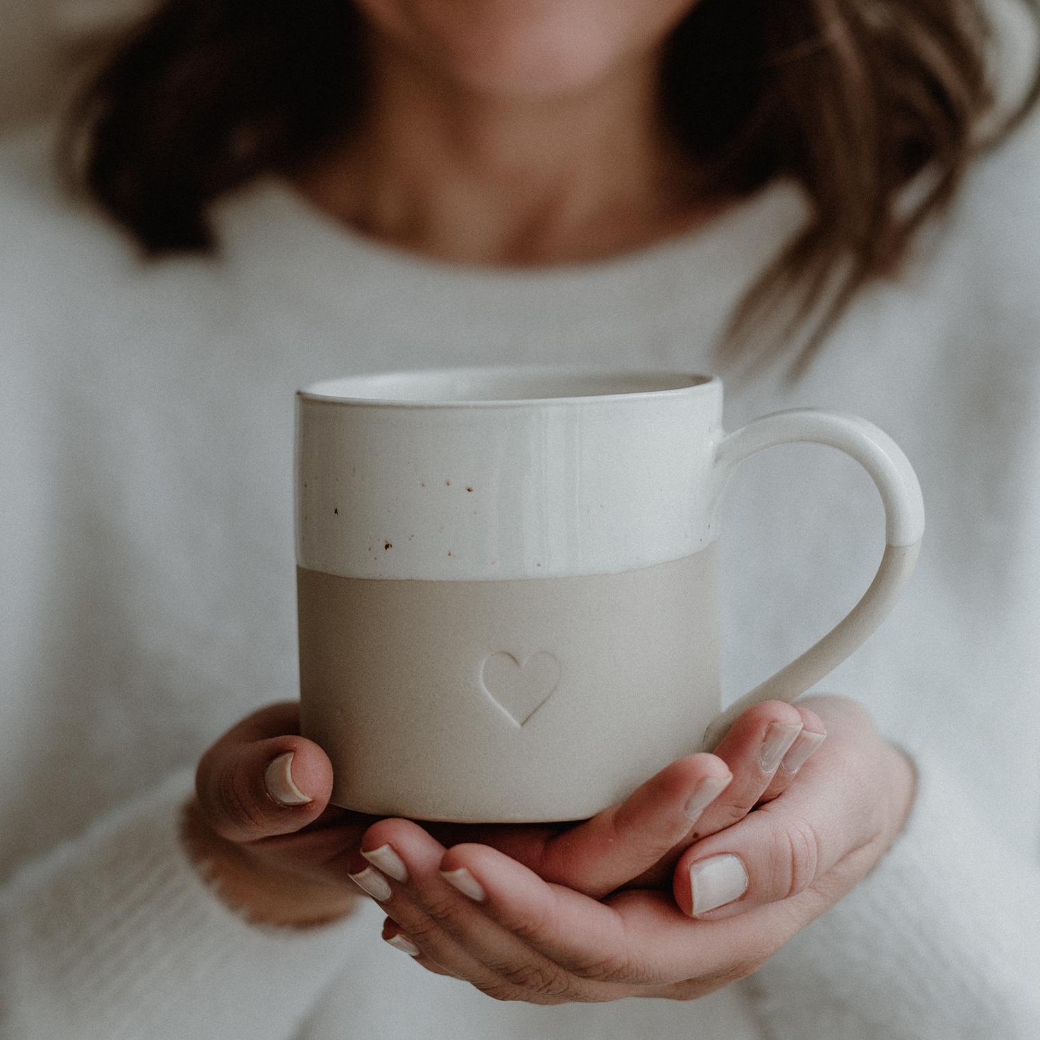 Eulenschnitt Teetasse mit HERZ, beige, Steingut aus Portugal