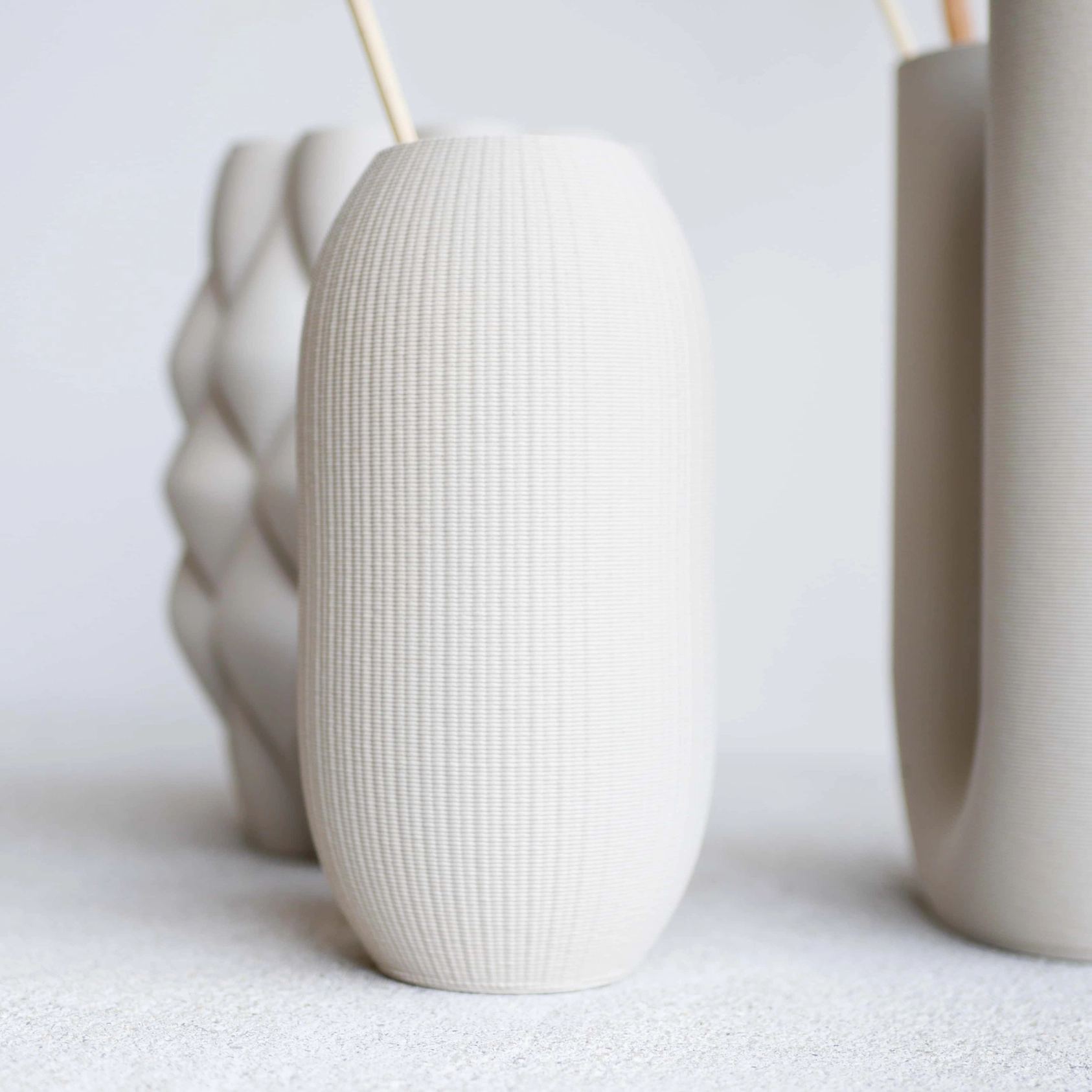 Minimum Design nachhaltige Vase FARO für künstliche Pflanzen
